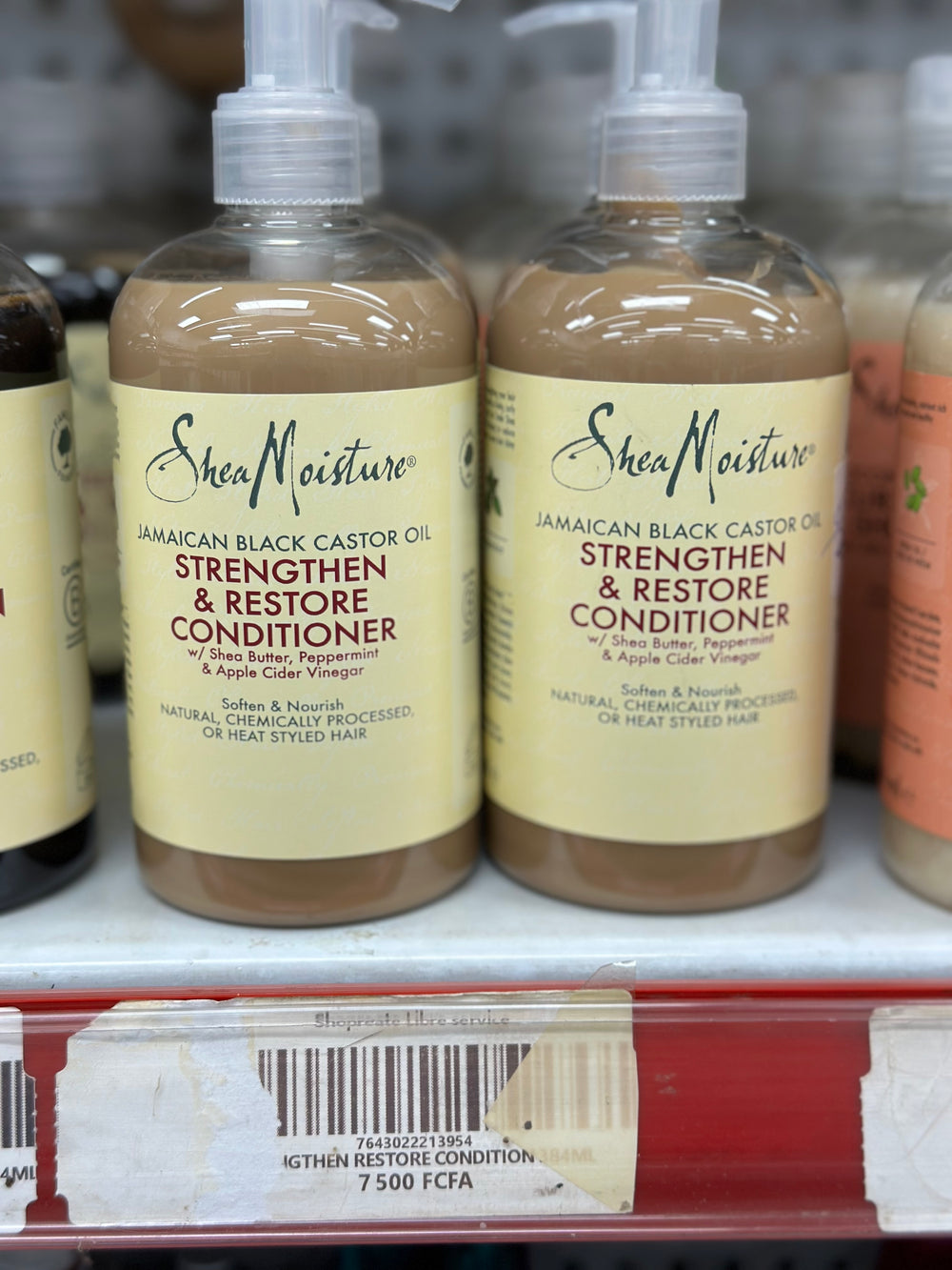 SHEA MOISTURE STRENGTHEN
& RESTORE
CONDITIONER 384ml