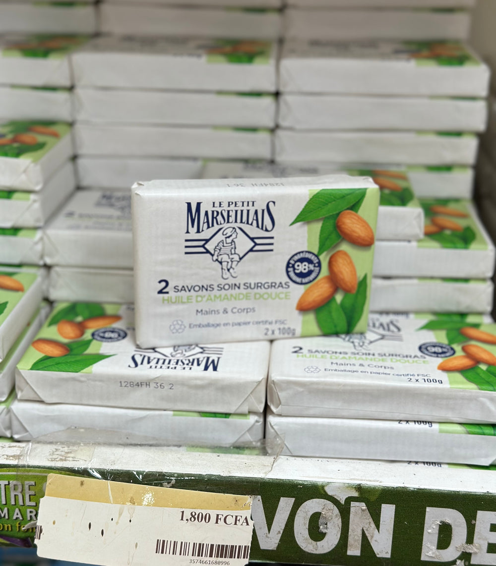 Le petit marseillais 2 savons soins surgras huile dâamande douce 2 x 100g