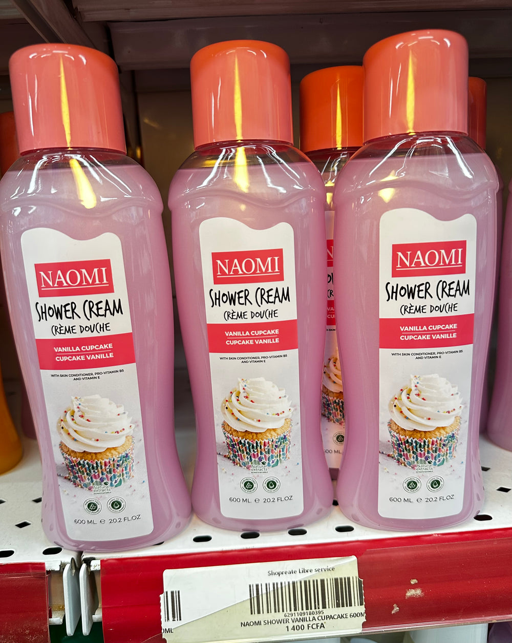 NAOMI SHOWER VANILLA CUPACAKE 600ML