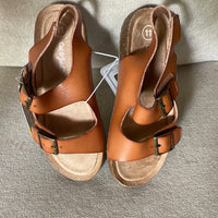 
              Cat & Jack REAGAN Ankle Strap Contoured Footbed Brown Sandals Toddler (Lot de 10,000 Fcfa )
            