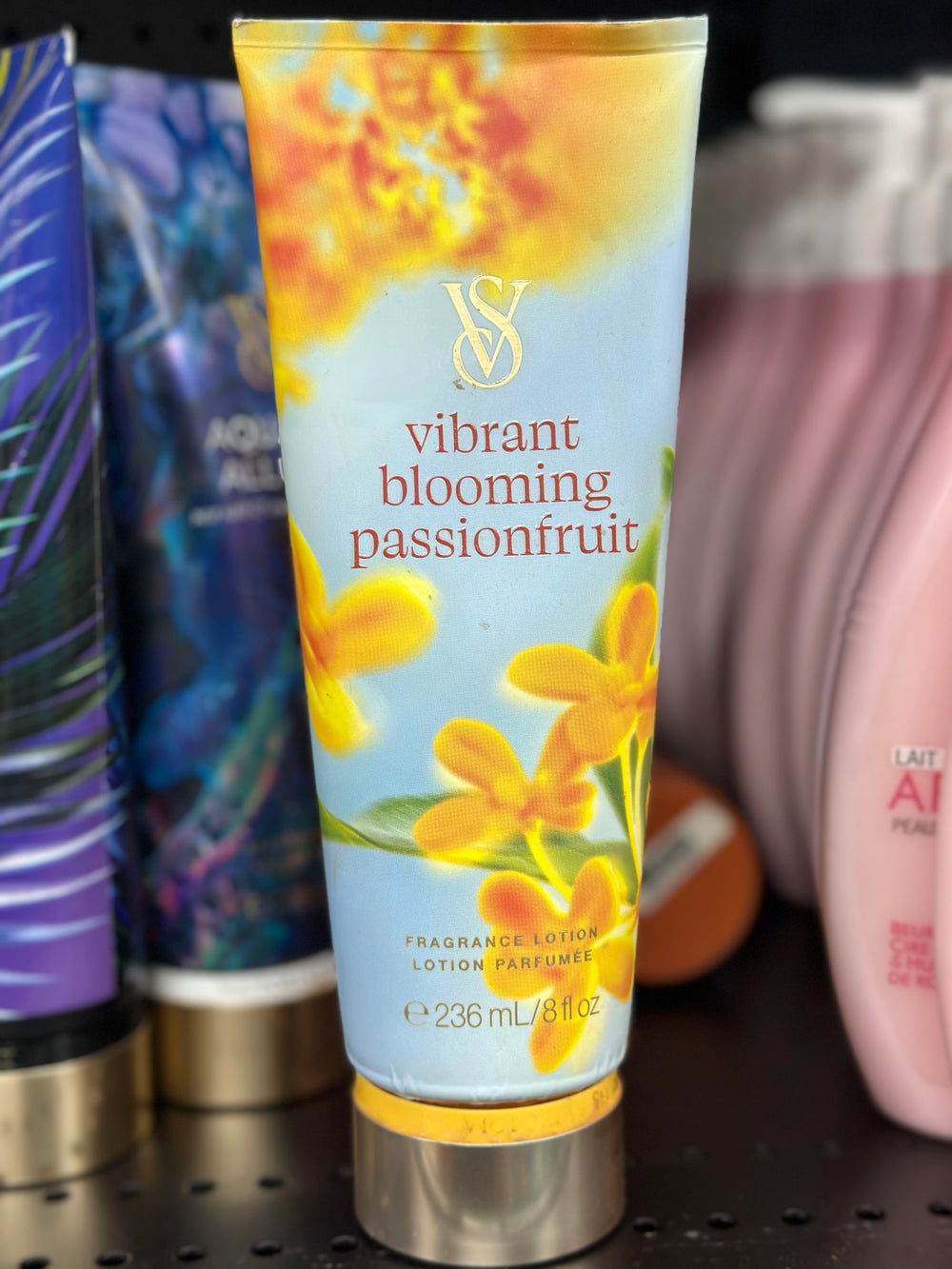 VICTORIA SECRET VIBRANT BLOOMING PASSIONFRUIT 236ML