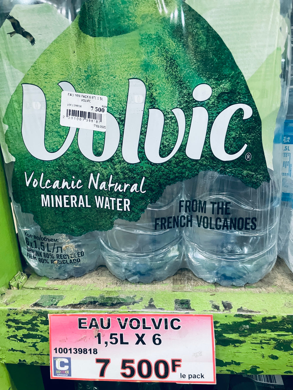 Eau volvic Natural mineral water 1,5Lx6