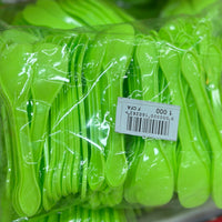 Cuillères en plastique