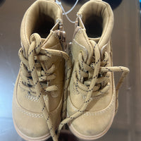 Cat & Jack boot P5 / 23