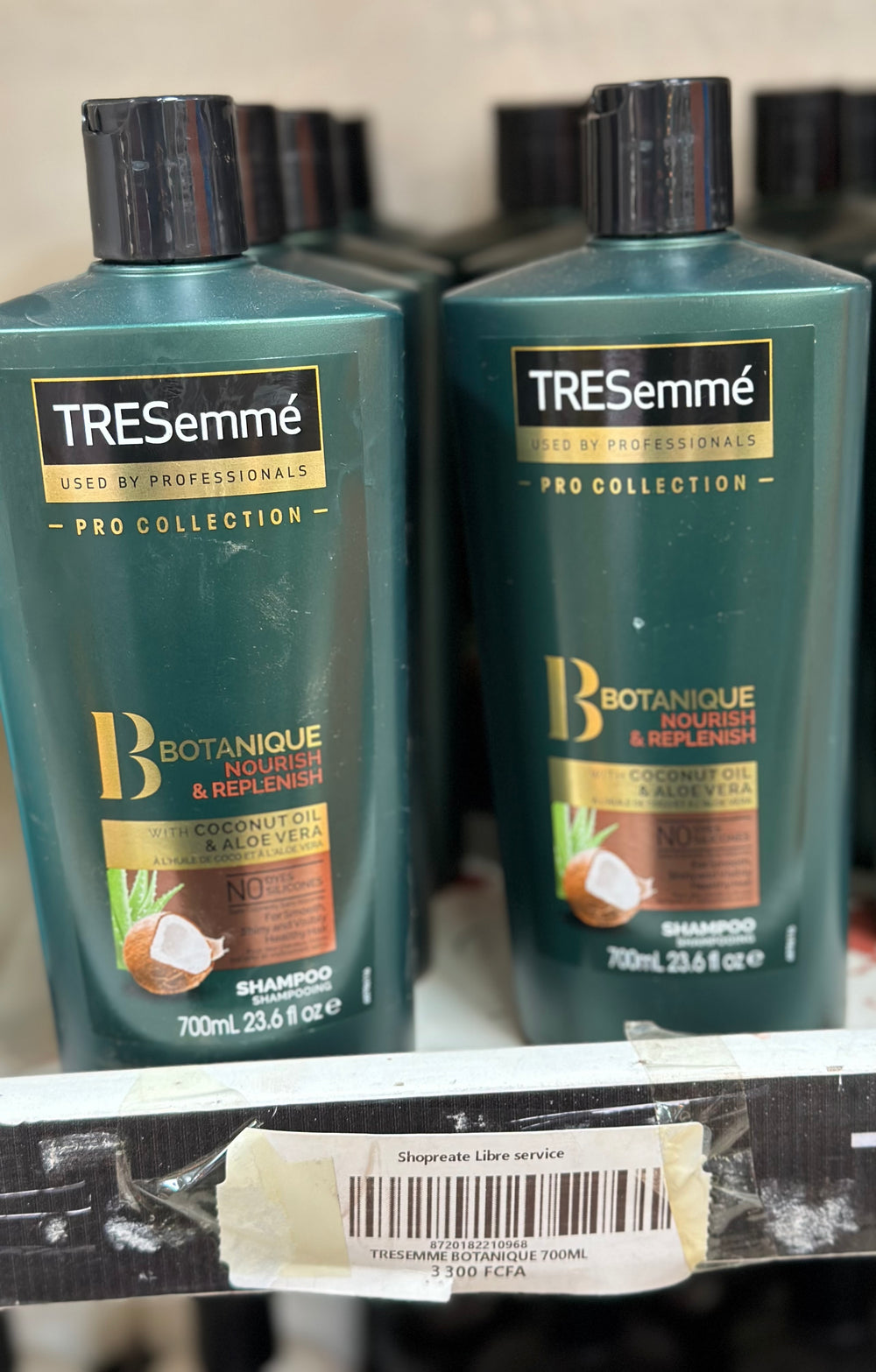 TRESEMME BOTANIQUE NOURISH & REPLENISH SHAMPOO 700ML