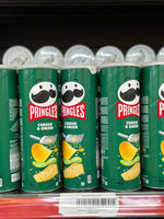
              PRINGLES CHEESE & ONION 165G
            
