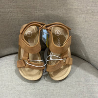 
              Cat & Jack REAGAN Ankle Strap Contoured Footbed Brown Sandals Toddler (Lot de 10,000 Fcfa )
            