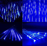 
              Lumières LED en forme de pluie de météores, lumières de Noël d'extérieur à 8 tubes en cascade de stalactites pour sapin de Noël, Halloween
            