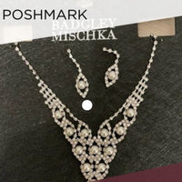 New Badgley Mischka Necklace and Earring Set, Silver with pearls