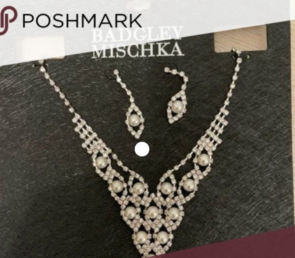 New Badgley Mischka Necklace and Earring Set, Silver with pearls