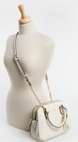 
              NINE WEST
            