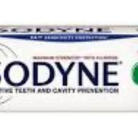 Sensodyne Sensitivity Toothpaste, Toothpaste for Sensitive Fresh Mint DLC: Janv27