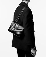 
              Yves Saint Laurent Loulou Large en Cuir Matelassé Black / Storm
            