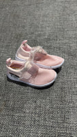 
              Chaussures Arrivage MM1227 Lot de 5,000 Fcfa
            