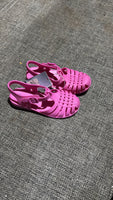 
              Chaussures Arrivage MM1227 Lot de 3,000 Fcfa
            