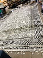 
              MM0523 Tapis Lot de 250000 Fcfa
            