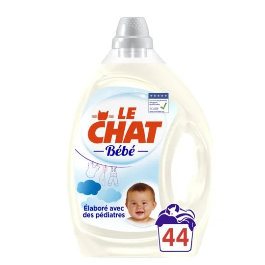 Lessive Liquide Bébé Hypoallergénique LE CHAT le bidon 2,2L