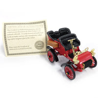 Collectible Classic 1903 Ford 1/32 Diecast Car in Red