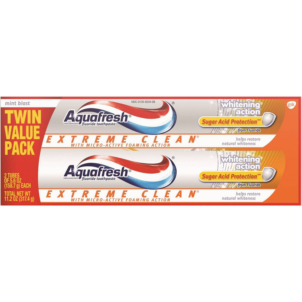 Aquafresh Extreme Clean Whitening Action Toothpaste - 2ct/5.6oz