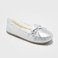 Women's Chaia Silver Metallic Moccasin - Gilligan