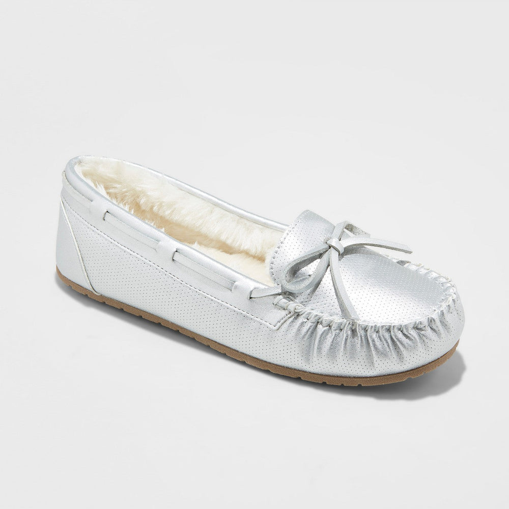 Women's Chaia Silver Metallic Moccasin - Gilligan