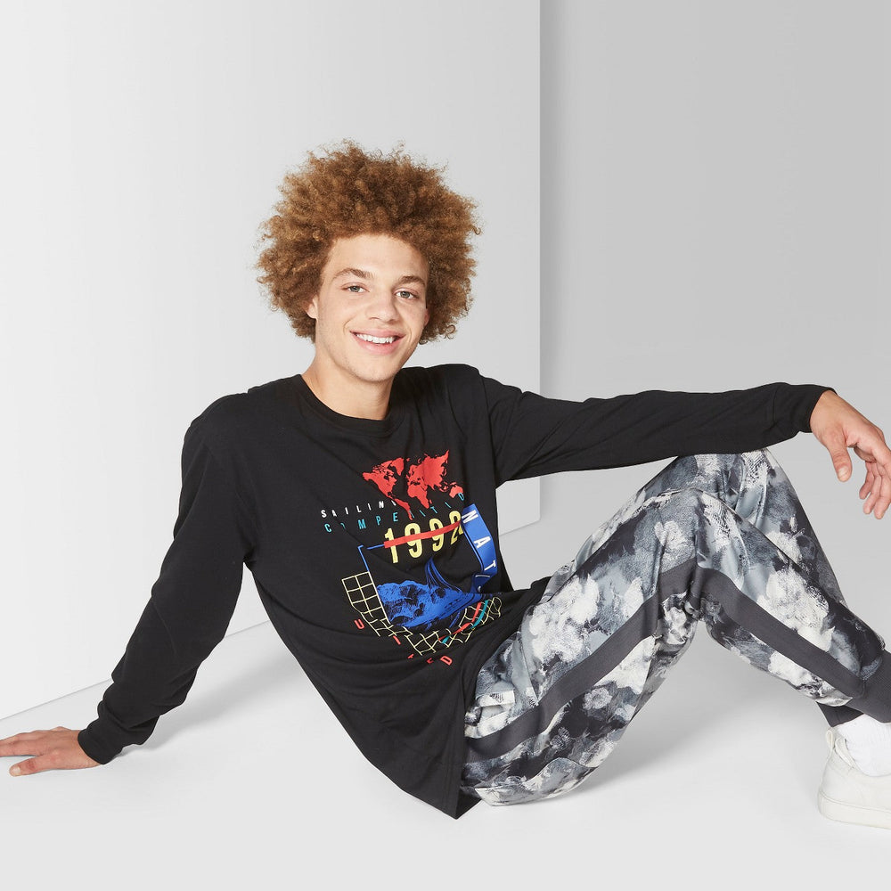 Men's Long Sleeve Crew Graphic T-Shirt - Original