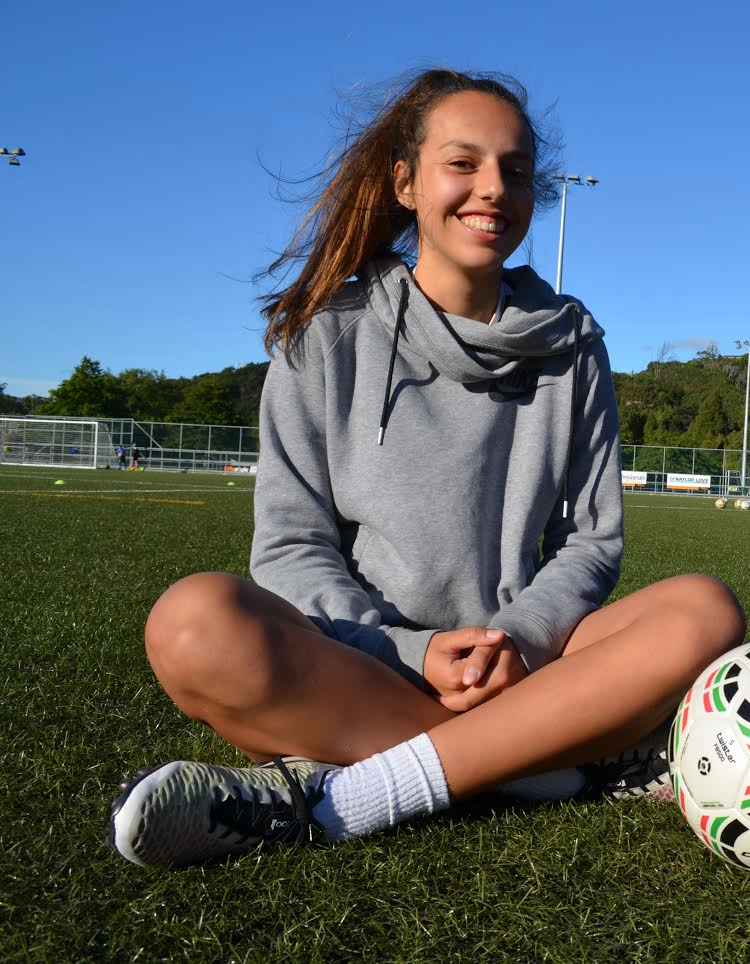 Women's Football Love Hoo