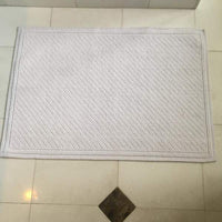 21"x30" Performance Solid Cotton Bath Mat White - Thresholda