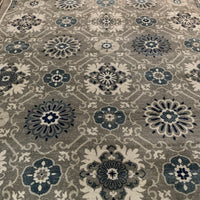 Tapis/ Lot de 140,000 FCFA Taille 238cm X 304cm
