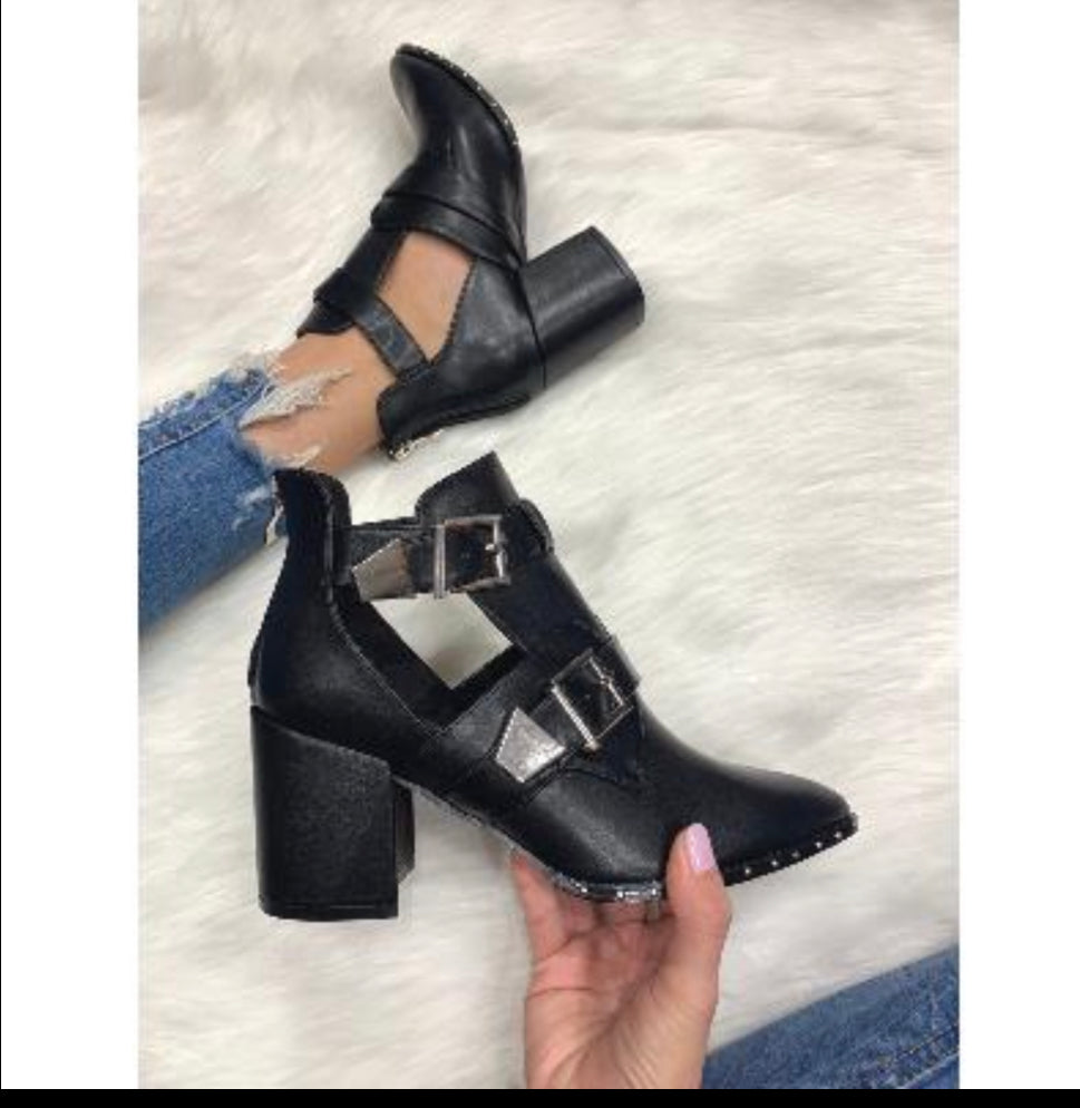 Bottines noires pour femme (Taille 43)