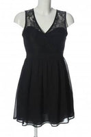 
              ROBES COURTES. MOUA
            