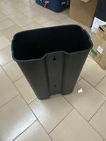 
              Black poubelle
            