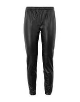 
              COLLANTS ( BAS ). MOUA
            