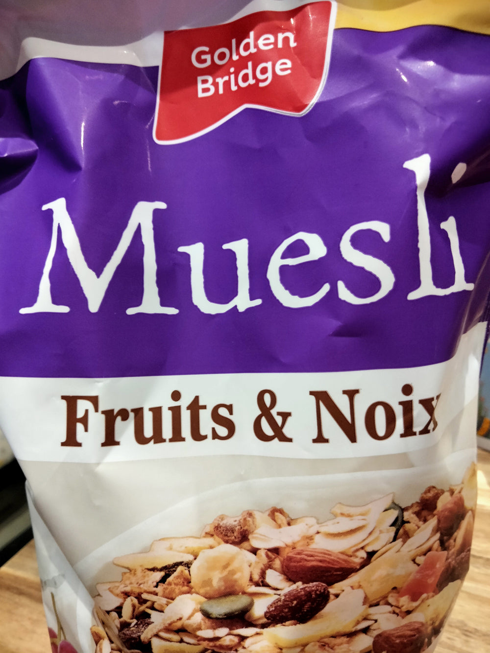 Muesli Croustillant Triple Choco, Noix & Miel, Fruits & Noix DLC: 05-FEV23