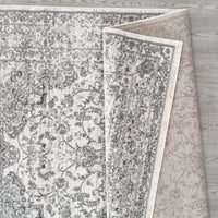 
              Persian Area Grand tapis gris , argenté vieilli 238cm x 304 cm
            